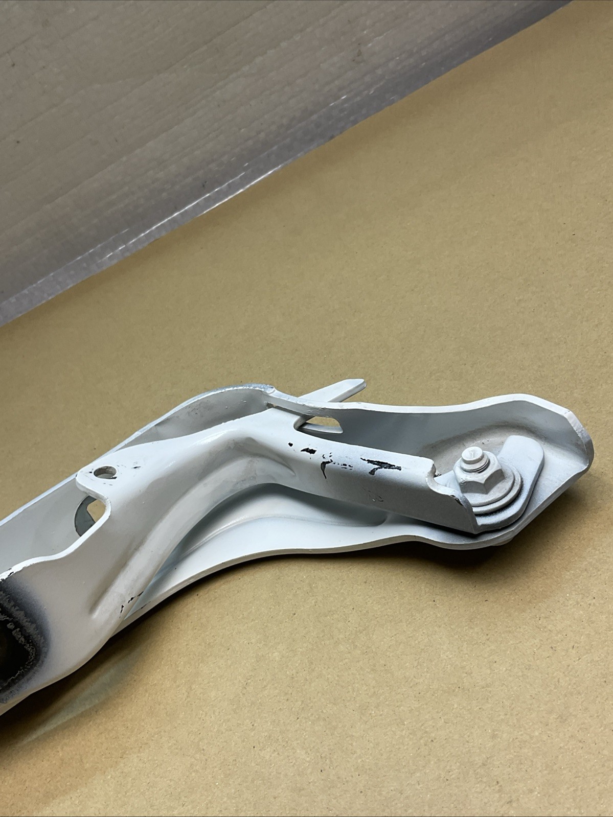 14-24 Maserati Ghibli Left & Right Hood Hinges Support Bracket Pair White OEM