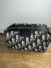   UNBRANDED  Small Cosmetics Bag Purse 8x4x5  Black White Zip READ
