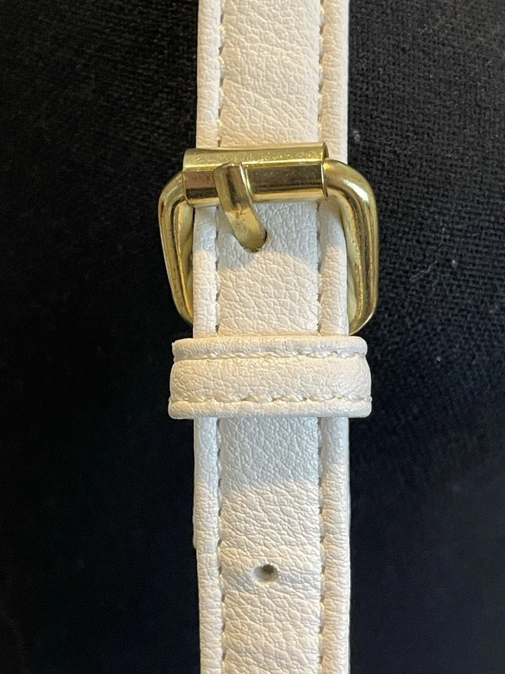 Juicy Couture Cross Body Bag Adjustable Strap Zip Closure Roses - Image 4 of 4