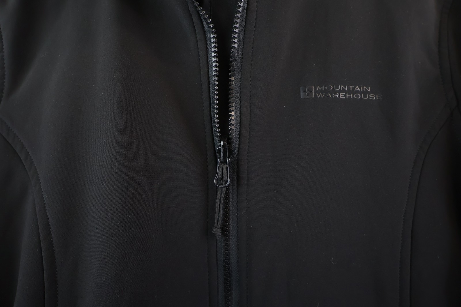 MOUNTAIN WAREHOUSE Extreme Black Softshell Jacket… - image 4
