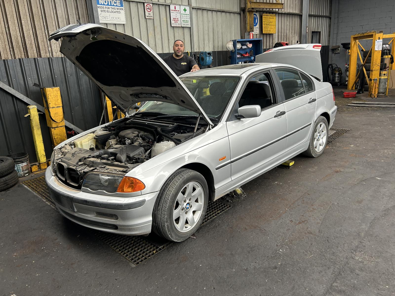 BMW 3 Series Left Bootlid Light E46 09/1998-10/2001 - thumbnail 7