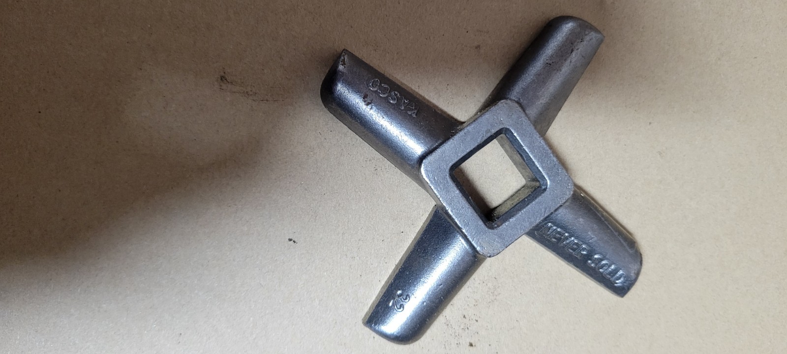 KASCO NEVER SOLD GRINDING PLATES/BLADES 3245, 3253, 3243, 32532 FREE SHIPPING