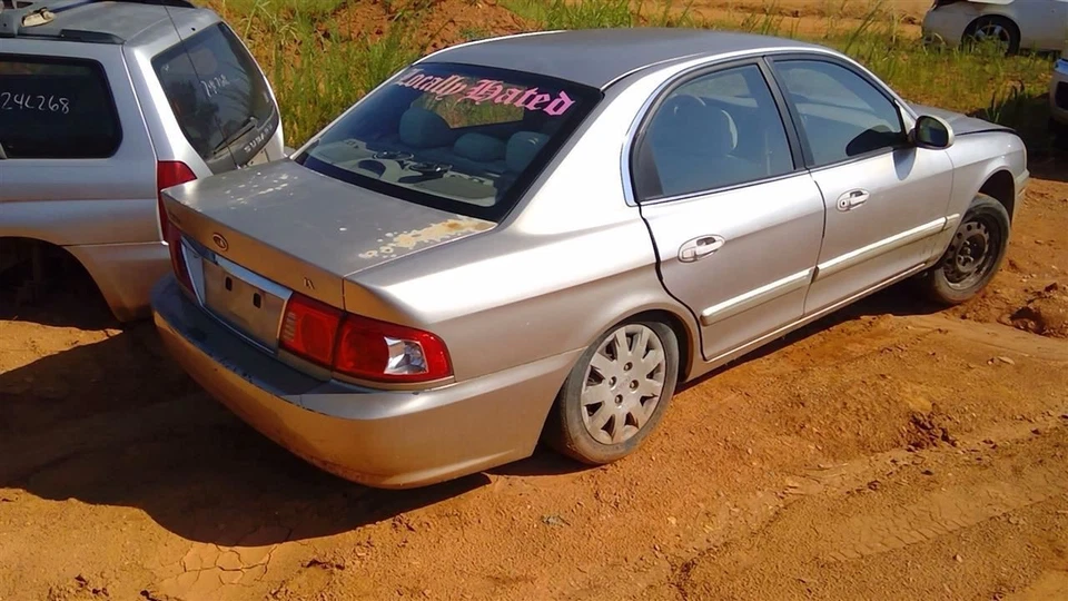 Passenger Right Front Door Glass Green Tint Fits 99-05 SONATA 244606 - Image 3 of 4