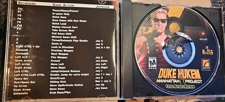 Duke Nukem: Manhattan Project PC Game - Jewel Case & Manual - Mint - Image 2 of 4