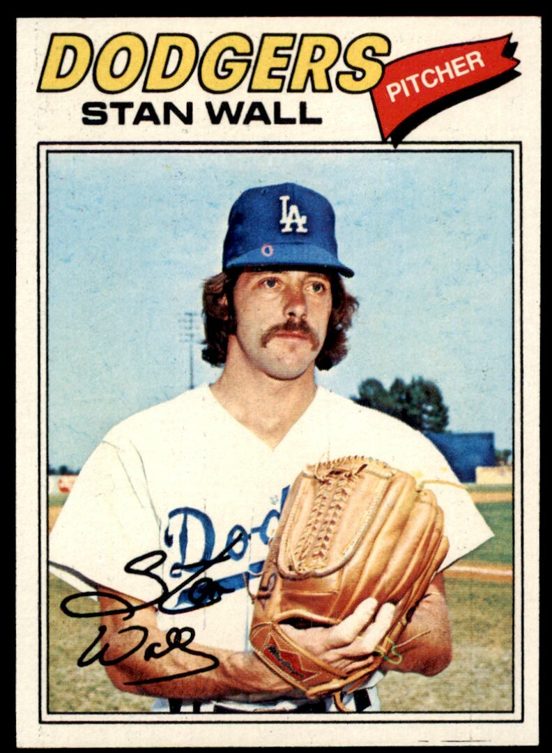 1977 Topps Stan Wall Los Angeles Dodgers #88