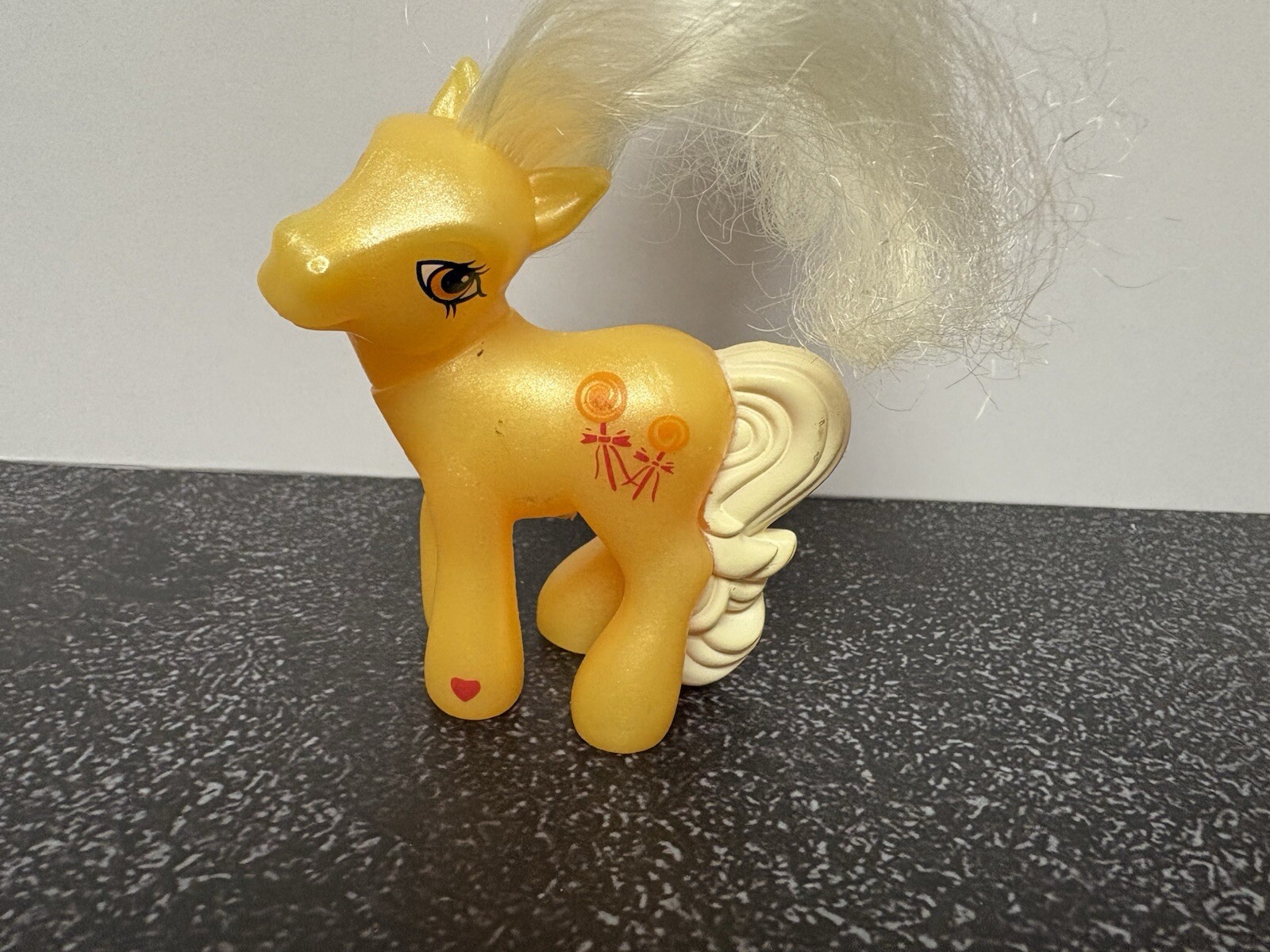 My Little Pony Butterscotch pony giallo dorato con criniera gialla