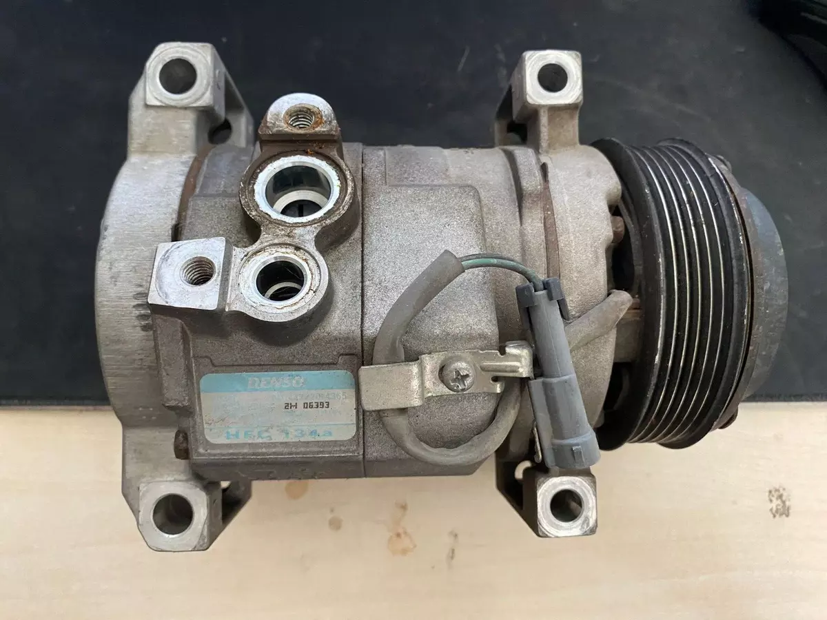10S17F AC Compressor For Chevrolet Express/ GMC Sierra 447220-4365 