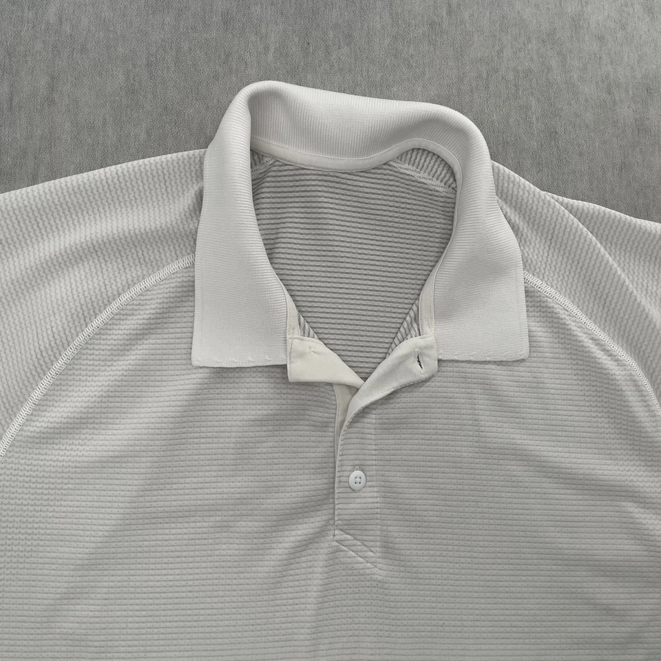 Camisa Lululemon Adulto XL Blanca Gris Rayas Polo Metal Vent Tech Manga Corta Hombres Foto 3 de 4