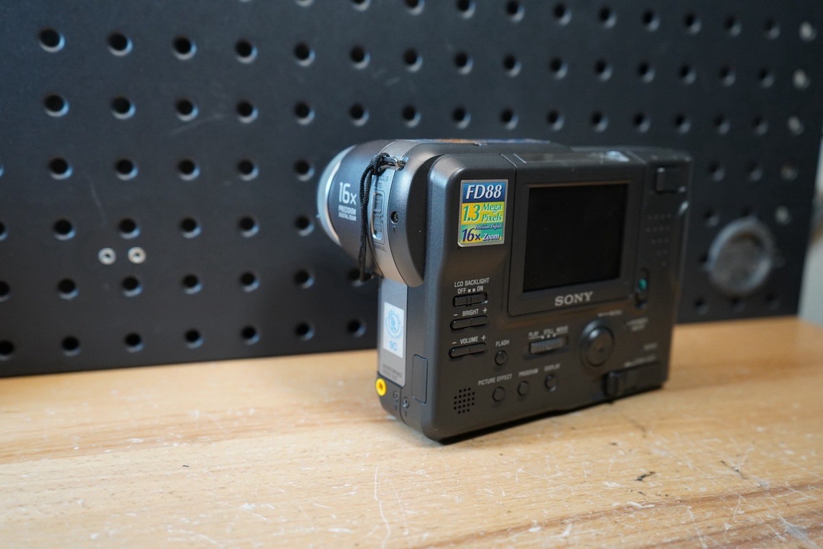 Sony Mavica MVC-FD88 1.3MP Digital Camera - Metallic gray for sale
