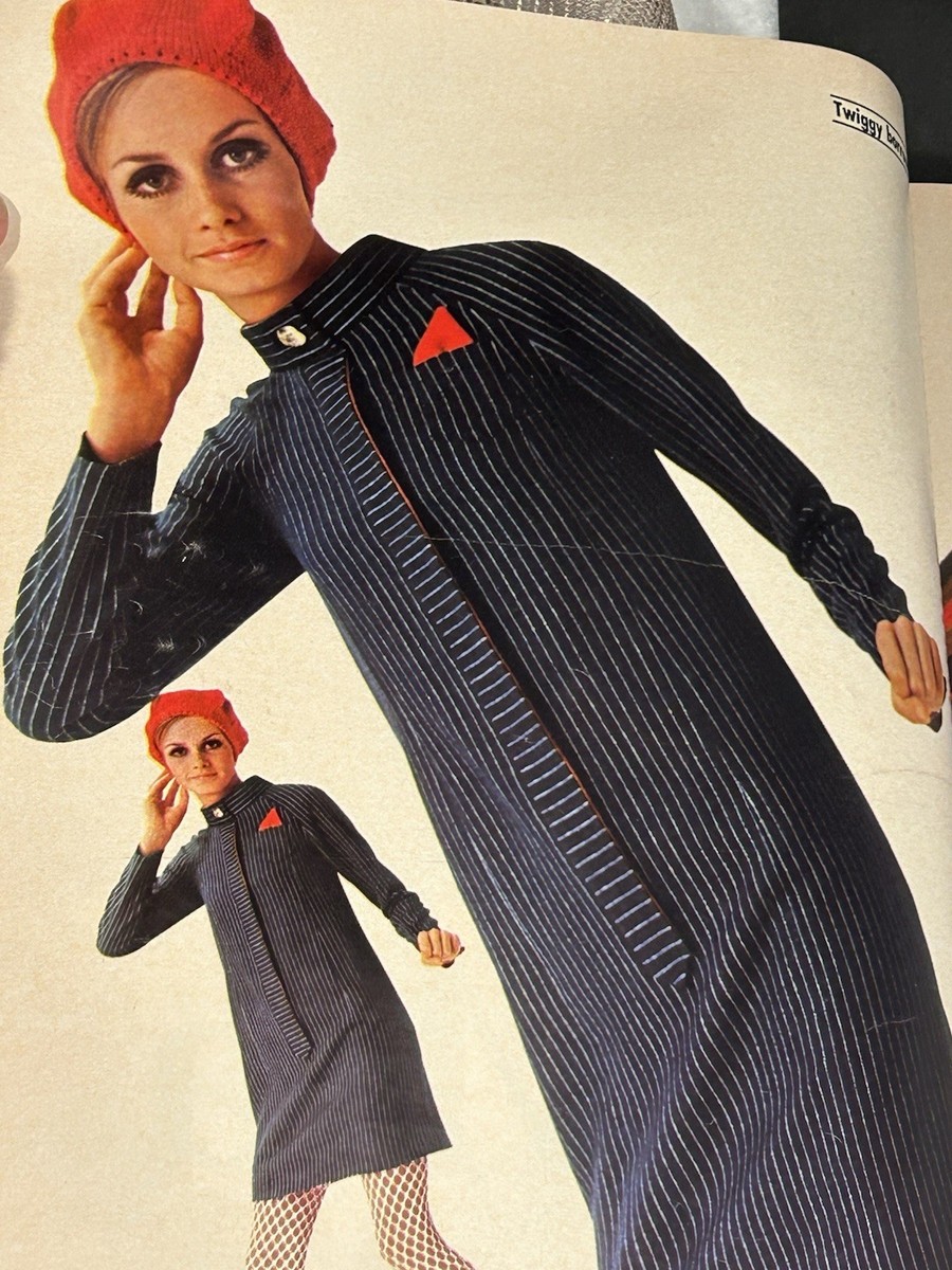 JULY 1967 SEVENTEEN 17 TEEN WOMANS FASHION MAGAZINE TWIGGY
