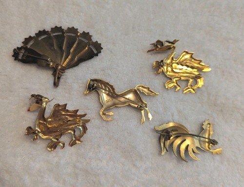 Lot Of Vintage Damascene Brooch Dragon Horse Rooster Fan Spanish 3D Dragons - Picture 2 of 24