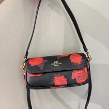 Coach CCF74 Hailey Flap Bag With Floral Print Black/Red