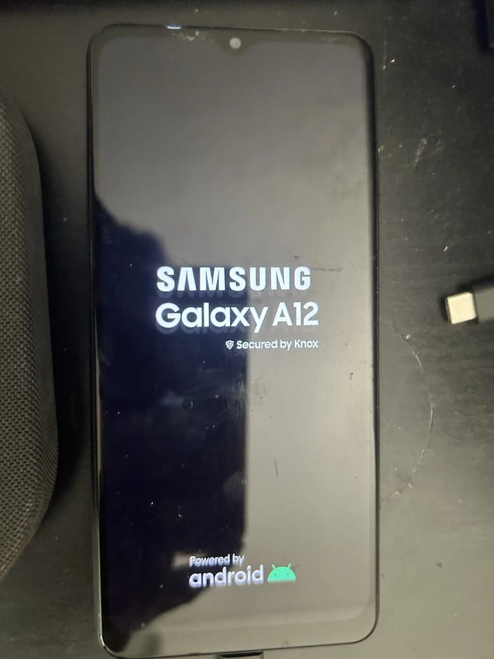 Samsung 900X3G 13 8GB 119GB Azul 2013 + Samsung A12 T Móvil Microsoft Gear Foto 3 de 4