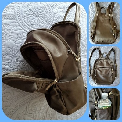 Versatile Backpack 13''×9'' Black: 3 Zipper Compartments + 5 Pockets Adjust Straps