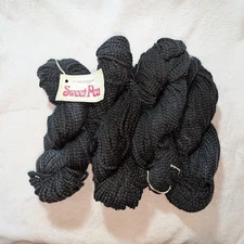 Queensland Sweet Pea Color 10 Black 4 Hanks 100g 109yds