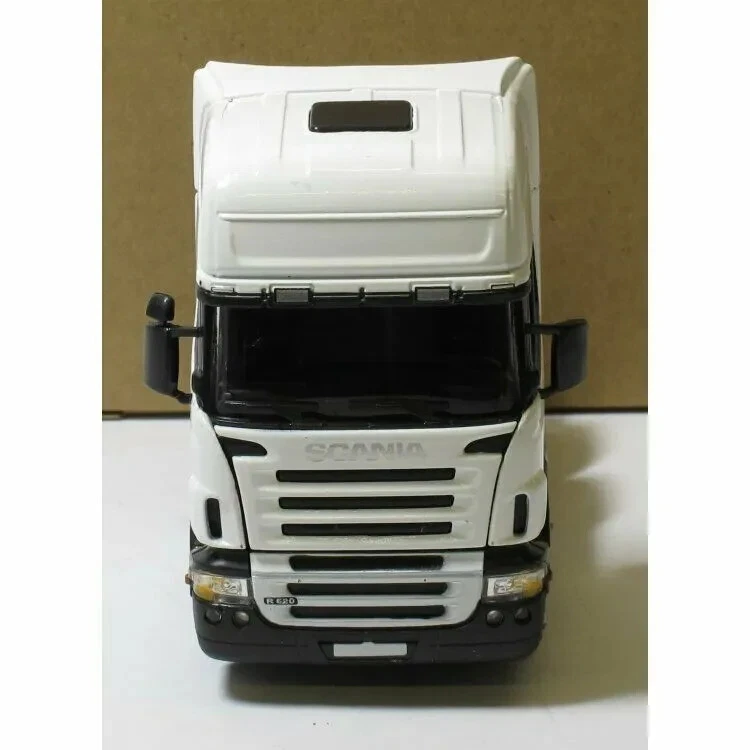 CABINA SCANIA BLANCA CÓDIGO IDEAL 3 MODELADO OXFORD CARARAMA CR026 1/50 - PEDIDO ANTICIPADO Foto 4 de 4