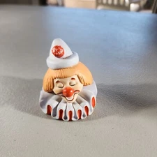 Clown Figurine Red Nose Big White hat eyes closed Enesco #AW3 1985 sleepy clown