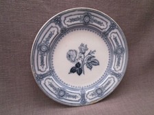 Assiette ancienne en faïence JR & Cie, modèle " italian rose"