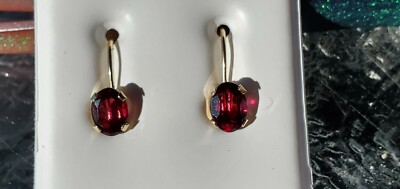 Granat Labcreated Ovalschliff Ohrhänger Ohrhänger 14kt massiv Gelbgold