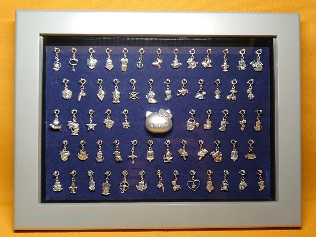 Sanrio Hello Kitty silver charm Accessories Collection DeAgostini 