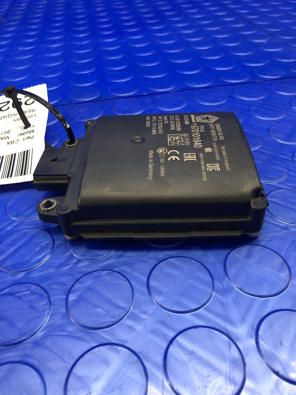 2017-2022 MASERATI LEVANTE REAR RIGHT LEFT BLINDSPOT SENSOR MODULE 670101840 OEM