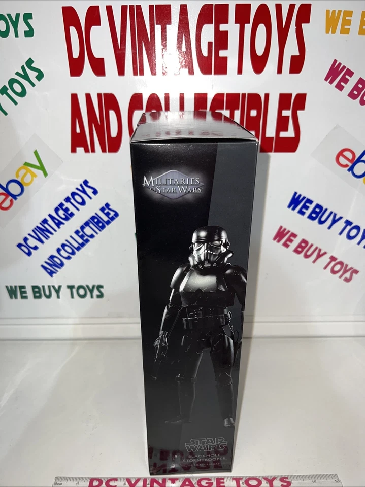 Sideshow Militaries Star Wars 1:6 Blackhole Stormtrooper Store Exclusive Figure - Image 3 of 4