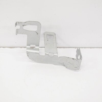 NEW MB E-CLASS W213 FRONT LEFT UNDERBODY COVER BRACKET A2135240340