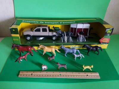 john deere animal hauling set