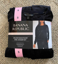 Womens 2 Piece Velour Sweatshirt  Jogger Set True Black Size S 6-8 