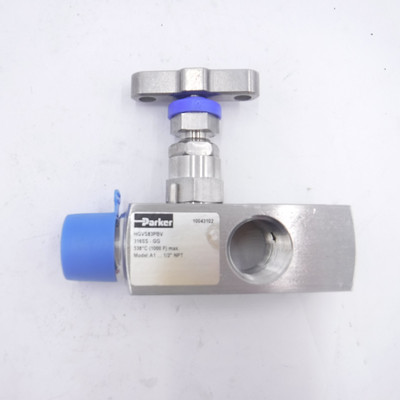 Parker Multi-Port Gauge Valve 1/2'' NPT 1000°F Max HGVS8M8F3PBV