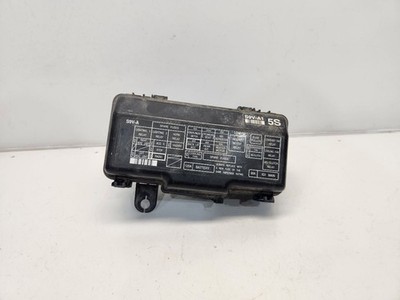 2003 Honda Pilot EX (3.5L / AT) Engine Fuse Box 