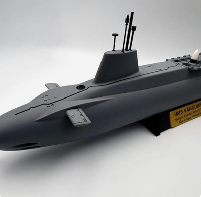 1/300 HMS Vanguard S28 British Trident Armed Vanguard class Submarine Model