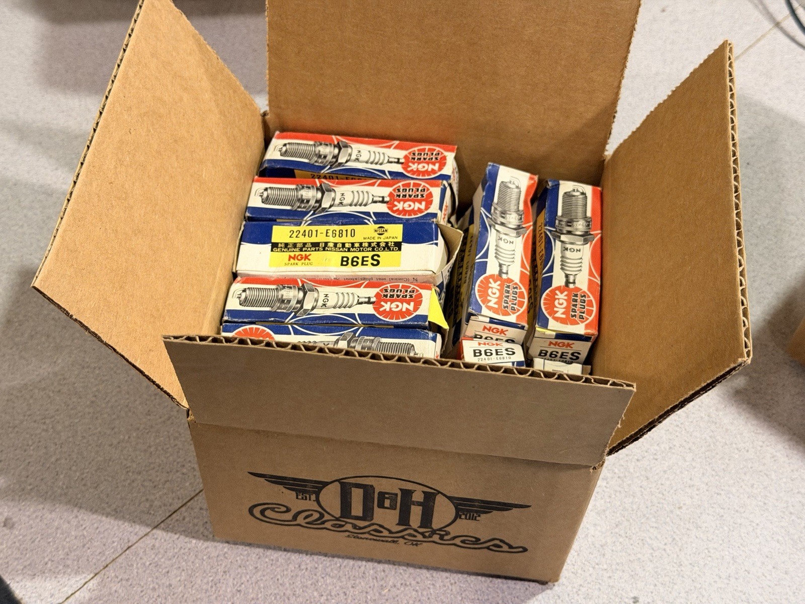 NGK B6ES Spark Plug Box of 36 NOS 22401-E6810