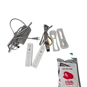Nintendo Wii Console With Wii Sports Game Bundle Lot System 2 Controllers CLEAN!