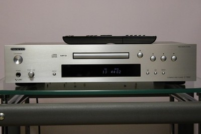 Onkyo C-7030  CD Player