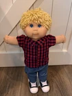 Babyland exclusive 0AA01-23 cabbage patch BLE yellow yarn hair, in BLE outfit