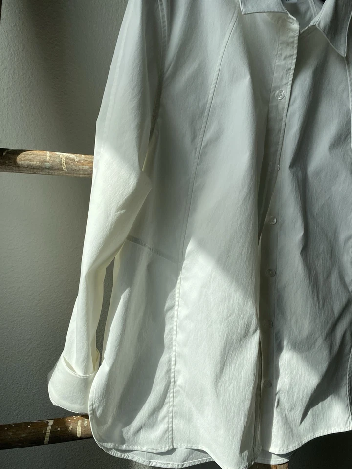 Camisa de manga larga Athleta blanca con costuras crujientes con botones S Excelente Foto 2 de 4