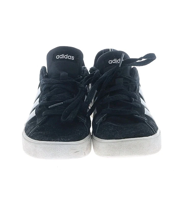 adidas gazelle silver green womens adidas Men's Daily 4.0 Shoes, Size 6.5, Clay/Black/White