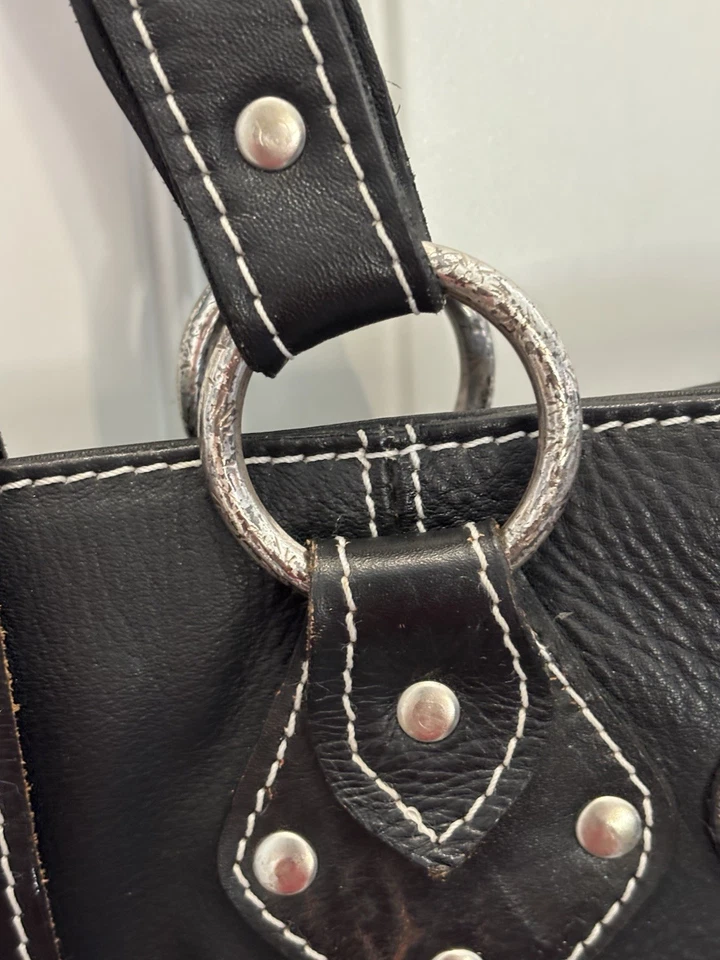 Bolso Cartera American West Cross Cremallera Superior Cuero Negro Tachonado Tooled Usado en Excelente Condición Foto 4 de 4