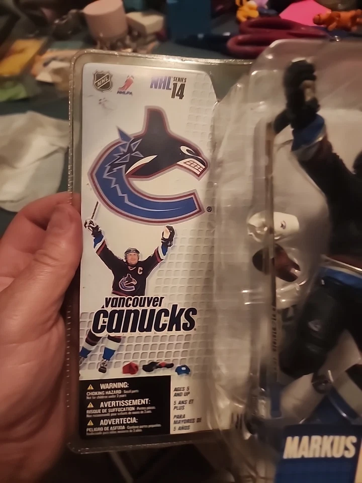 Figura McFarlane NHL 2007 Markus Naslund Vancouver Canucks Serie 14 Foto 3 de 4