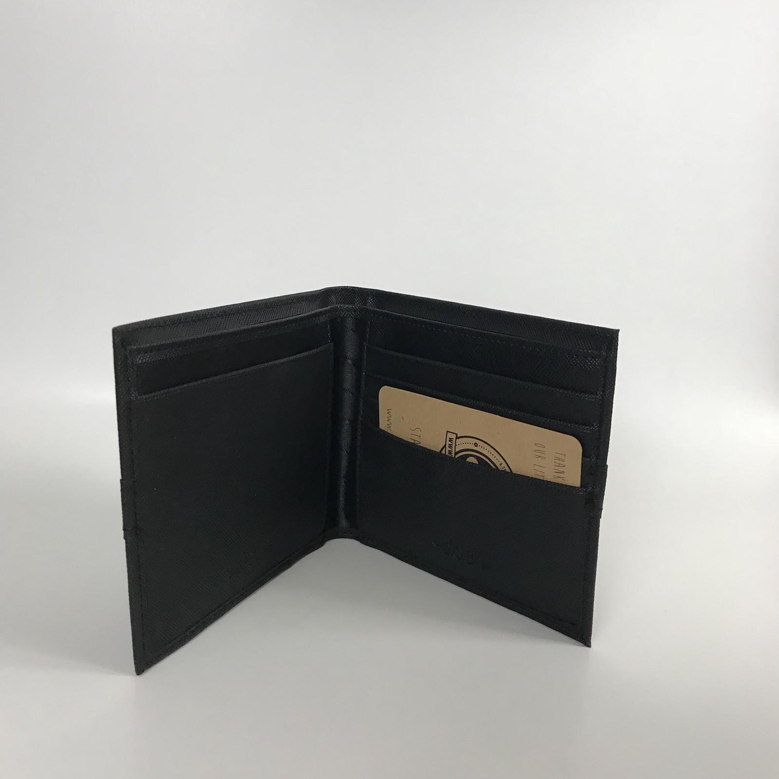 Premium  Bi-Fold Wallet Slim Compact Front Pocket Wallet New With Gift Box  