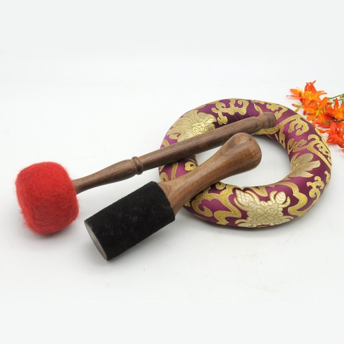Buddha foot carved singing bowl-9 inches Diameter singing bowl-Himalayan yogi - Picture 6 of 6