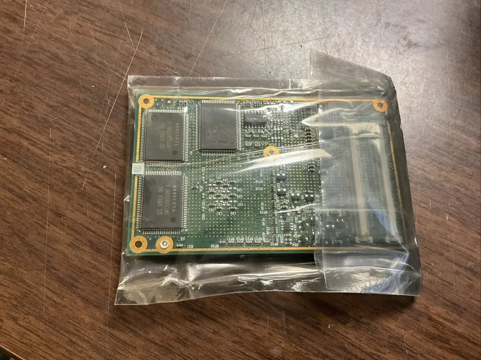 INTEL PENTIUM II MMC-2 AA 714451-204 266 MHZ CPU PROCESSOR - Image 2 of 3