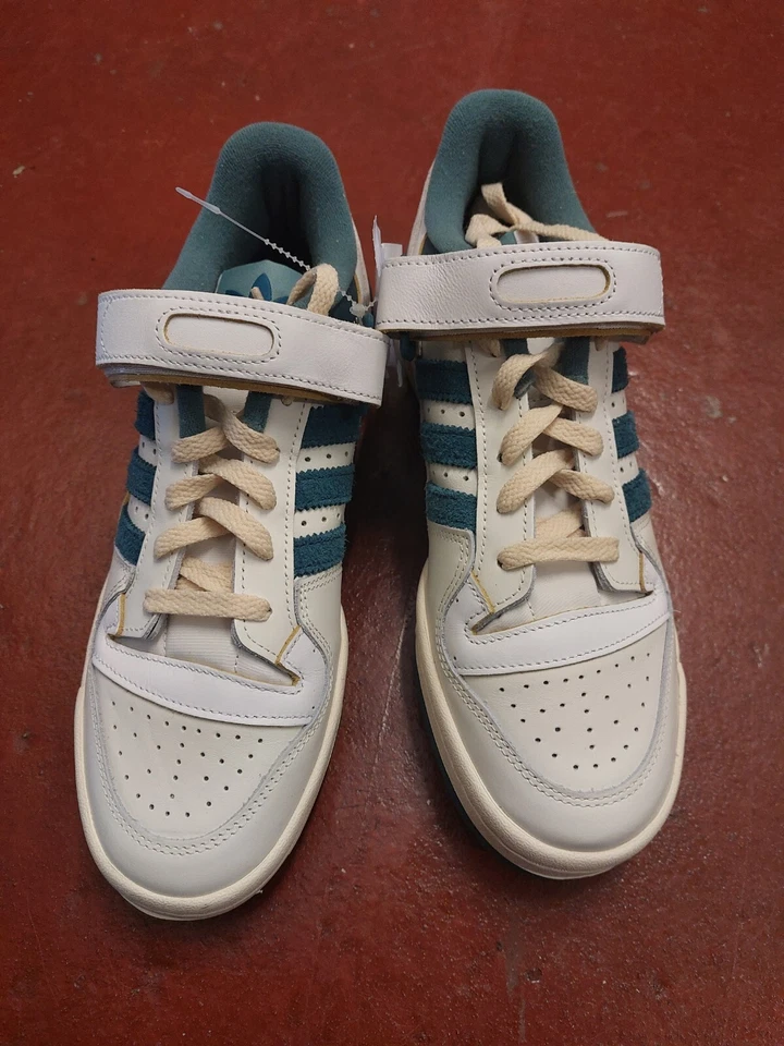 Adidas Forum 84 Low shoes trainers Teal Green / Off-White / Cream - uk 8 GX4536 - Image 2 of 4