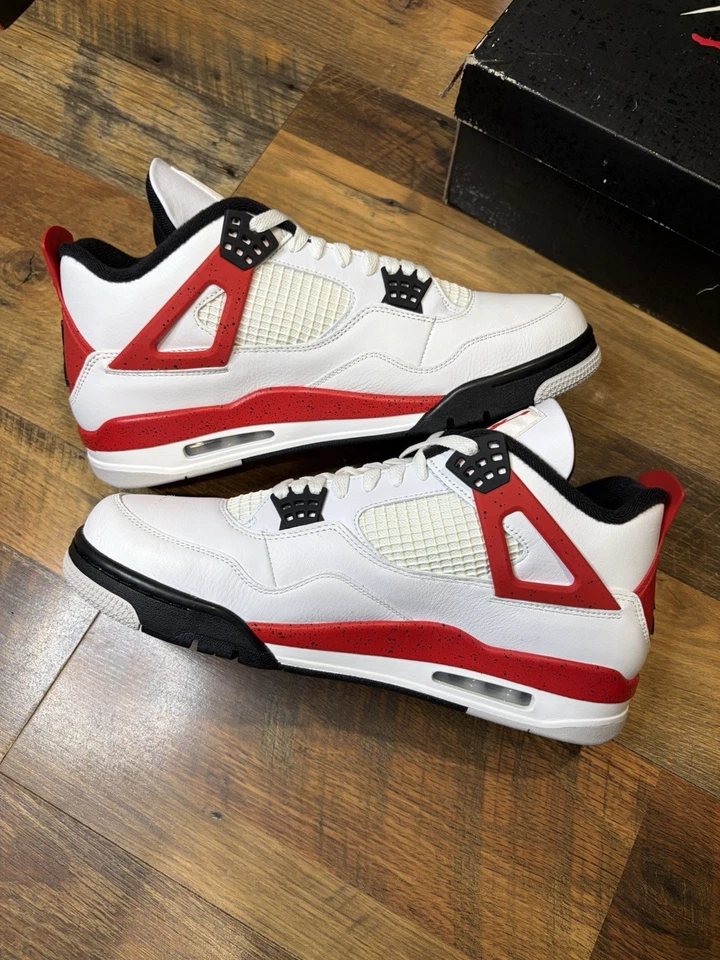 Tamanho 12 - Jordan 4 retrô cimento vermelho médio - Imagem 2 de 4