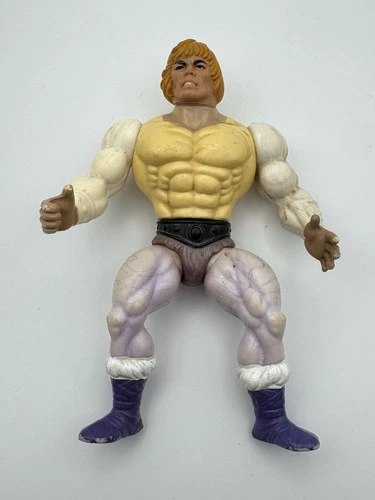 Vintage 1981   he-man masters of the universe Prince Adam Figure