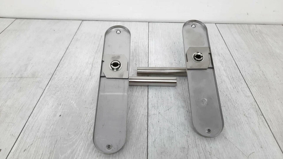 Maniglia universale per porta ALPARTEC 28015050 argento - Immagine 3 di 4