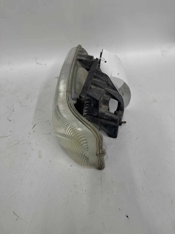 Conjunto de faros izquierdo Chevy Silverado 2500 1999-2002 izquierda izquierda 364000 Foto 2 de 4