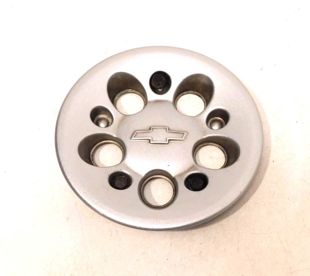 ONE 11-17 Chevrolet Caprice PPV Wheel Center Cap Silver Finish