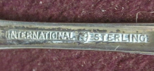 International Sterling BLOSSOM TIME COLD MEAT FORK 7 1/2" 55g No Monogram - Picture 5 of 5